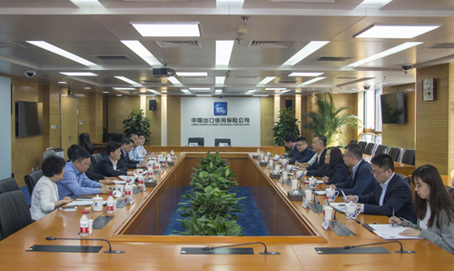 中国信保与机电商会签署战略合作协议